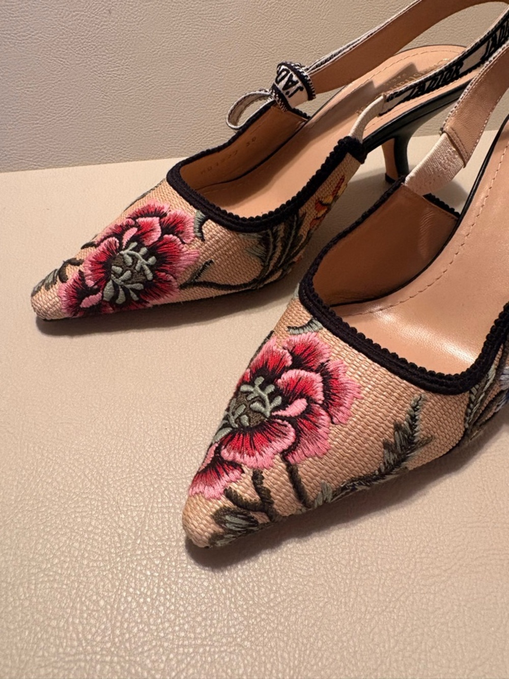 Christian Dior J’Adior Embroidered Slingback Pumps – Floral – Size 38 - Picture 4 of 11
